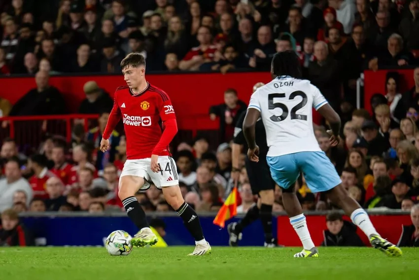 Dan-Gore-manchester-united.jpg