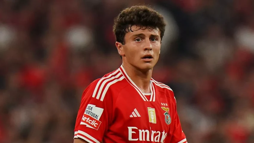 manchester-united-joao-neves.jpg