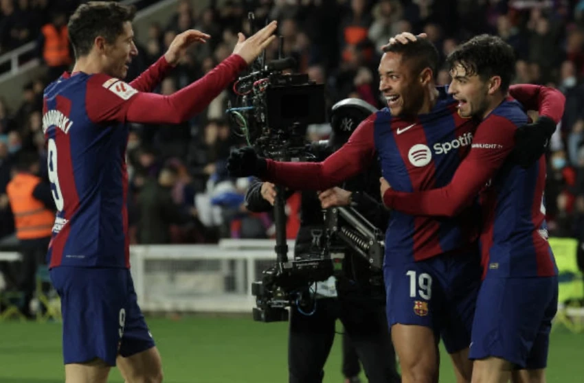 Barca thắng nhọc Osasuna