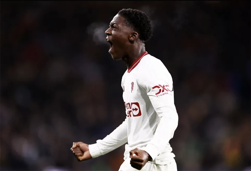manchester-united-kobbie-mainoo.png