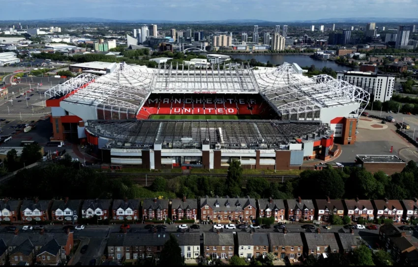 old-trafford-mu.png