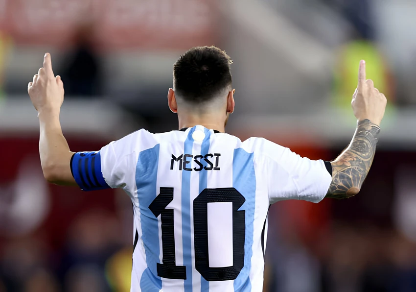 Argentina bể kèo giao hữu tại Trung Quốc