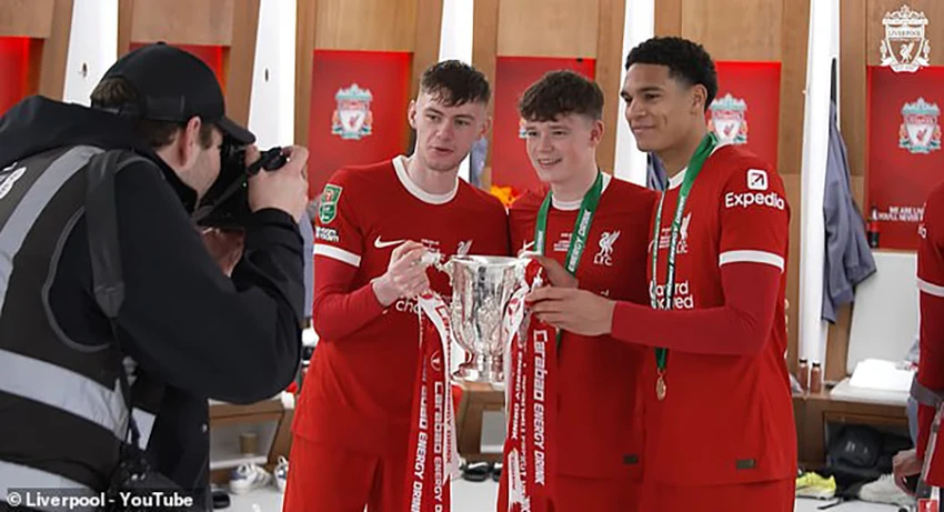 carabao-cup-liverpool-4.jpg