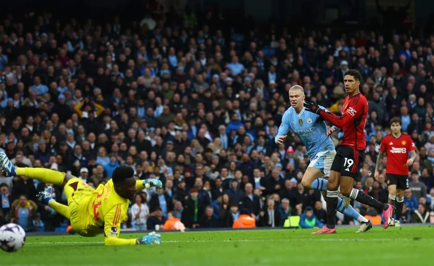 Erling Haaland cũng góp công lớn vào chiến thắng 3-1 của Man City. Ảnh: Getty