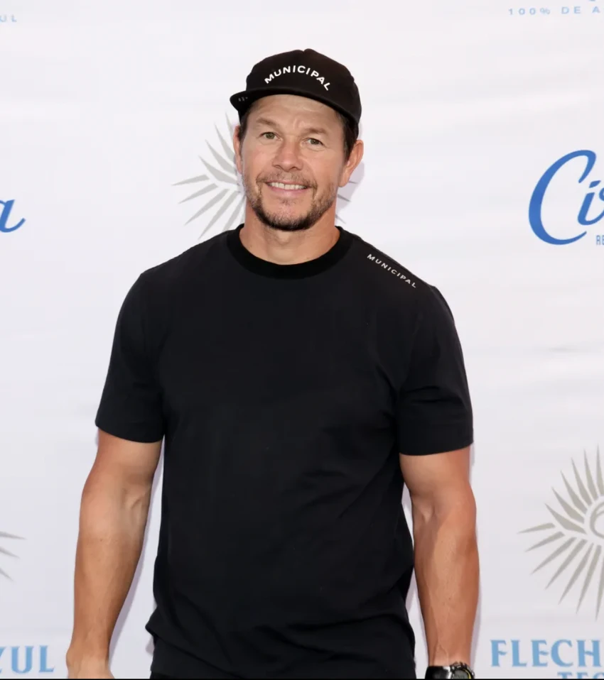Mark Wahlberg.png