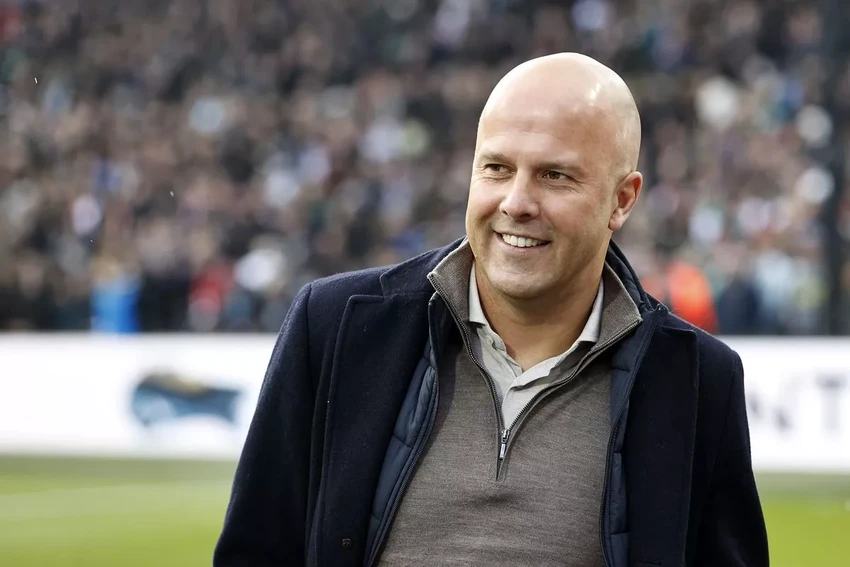 Arne-Slot-liverpool.jpg
