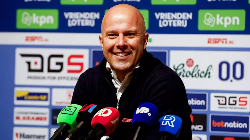 Arne-Slot-liverpool.jpg