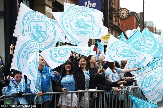 man-city-dieu-hanh-premier-league-7.jpg
