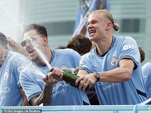 man-city-dieu-hanh-premier-league-9.jpg