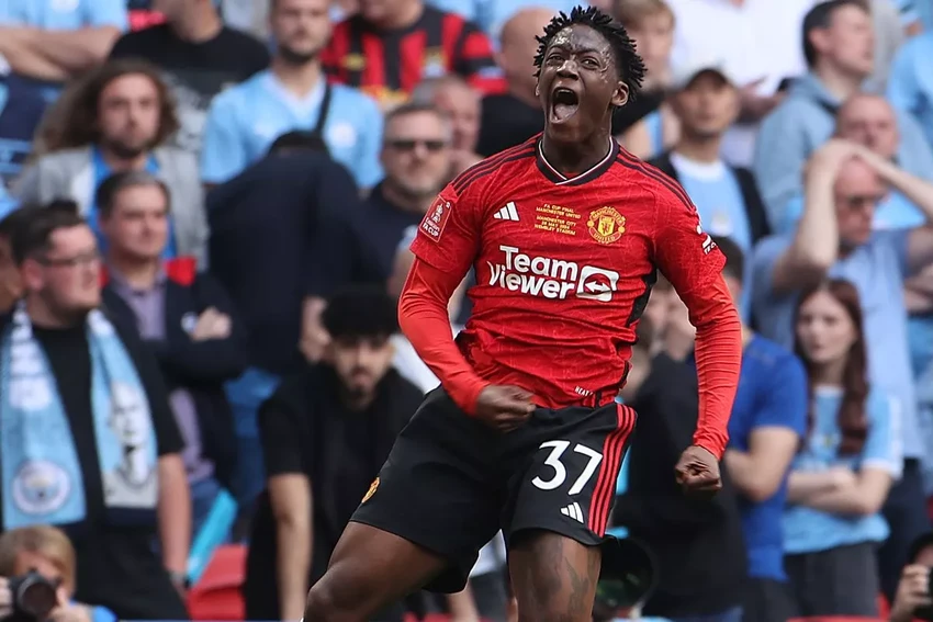 manchester-united-kobbie-mainoo.jpg