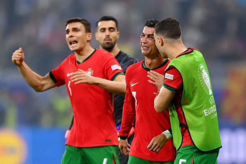 BỒ ĐÀO NHA, RONALDO