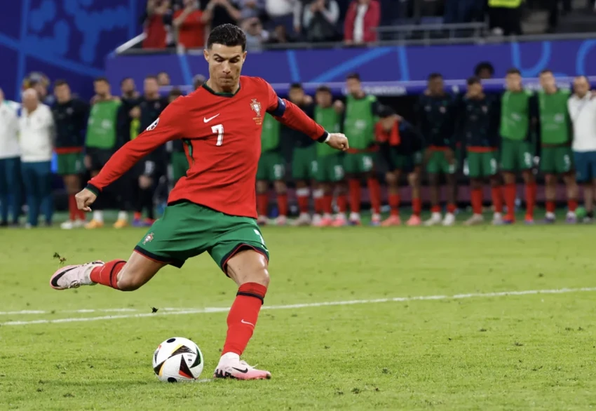 ronaldo-da-lai-penalty.png