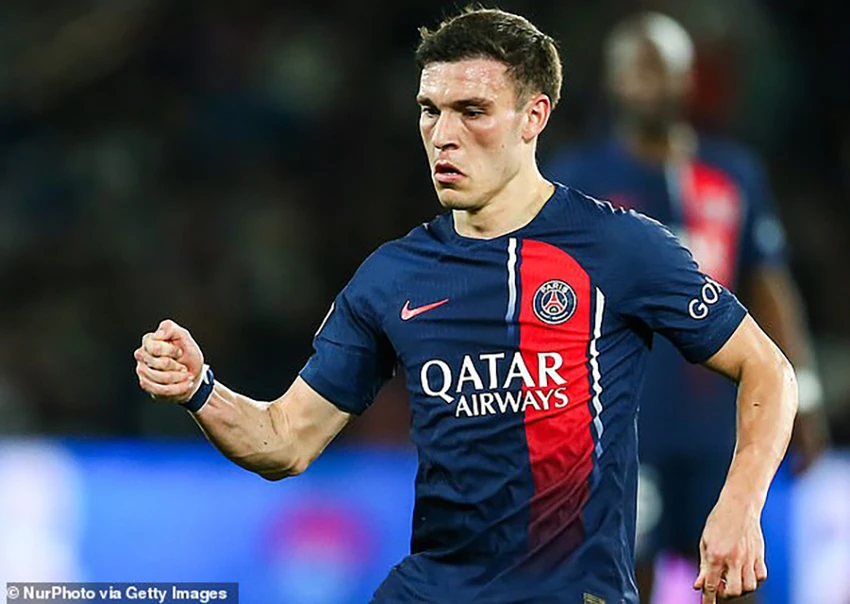 Ugarte-psg.jpg