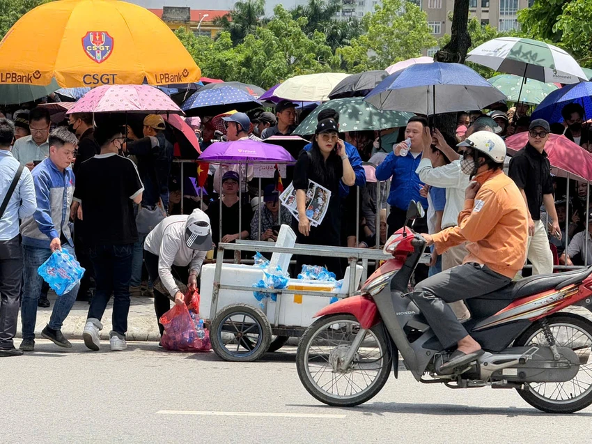 nghia-trang-mai-dich-1.jpeg