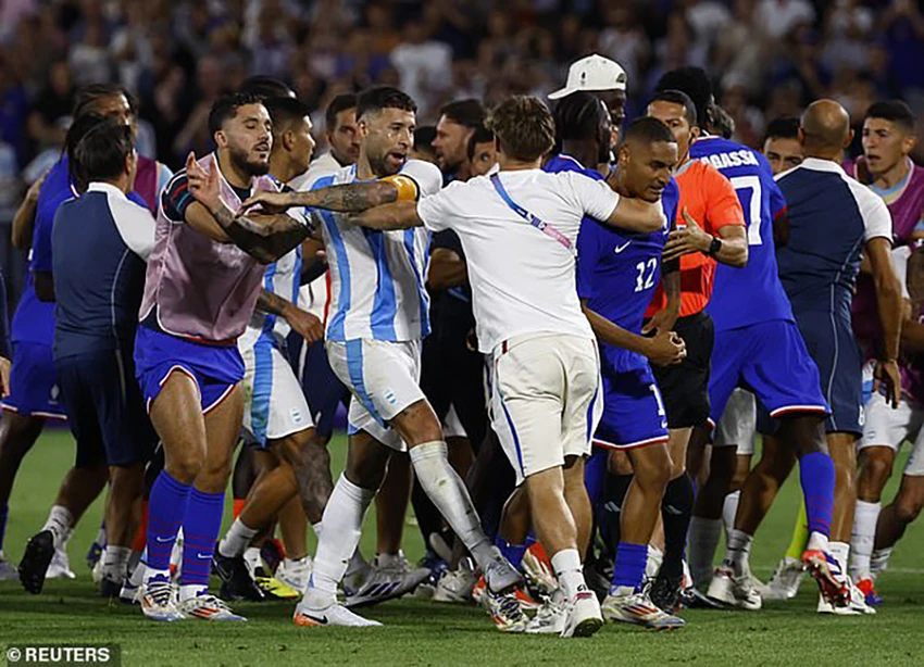 ẩu đả dữ dội,Olympic,Pháp,Argentina