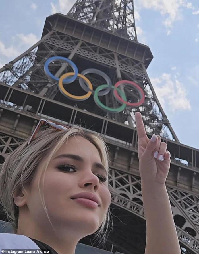 hot-girl-olympic-paris-2024-5.jpg