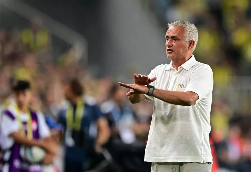 Fenerbahce-jose-mourinho.jpg