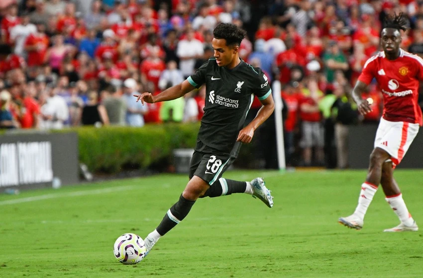 Carvalho-liverpool.jpeg