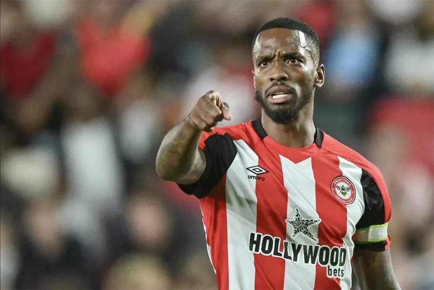 mu,brentford,Toney bị loại khỏi đội hình