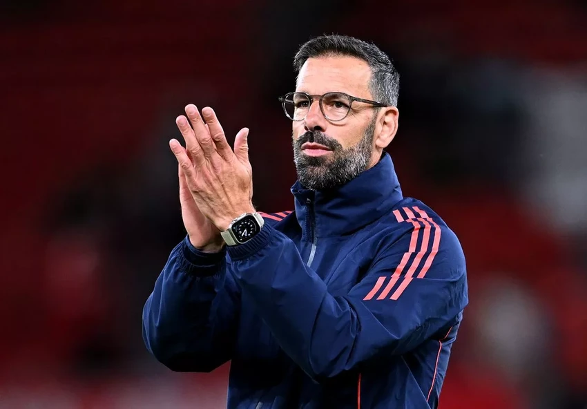 mu-Van-Nistelrooy.jpg