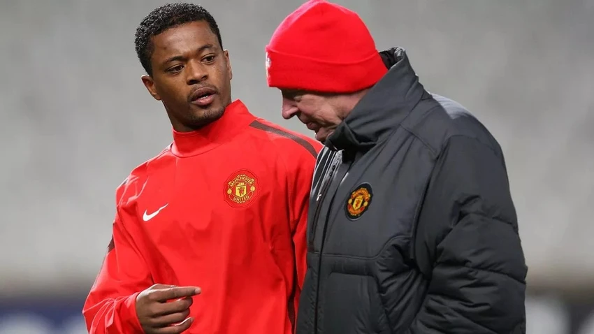 từ chối bắt tay Sir Alex Ferguson,Sir Alex ferguson,MU,Evra