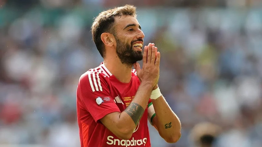Bruno Fernandes lên tiếng về thất bại đầu tiên của Liverpool