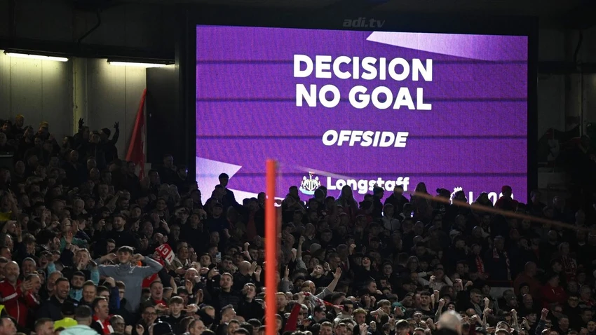 premier-league-saot-viet-vi-ban-tu-dong.jpg