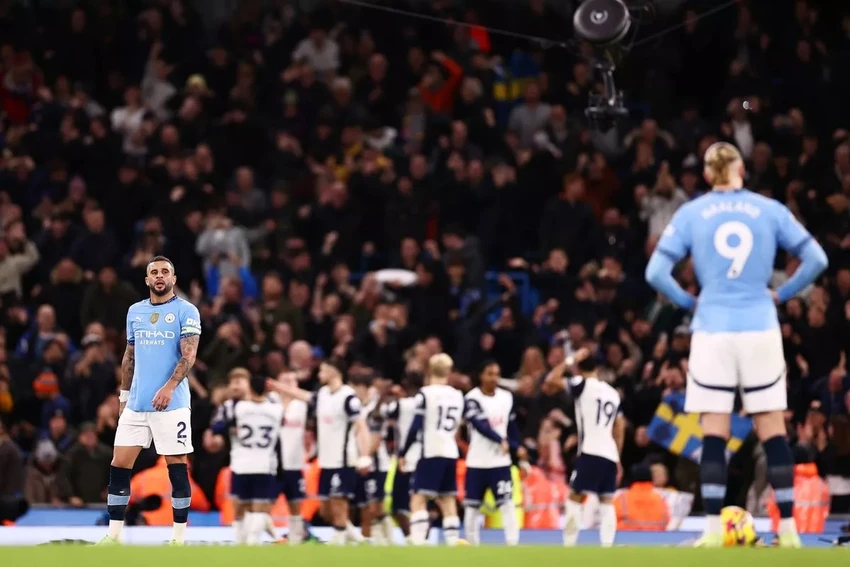 Cuộc khủng hoảng chưa từng có của Man City,MAN CITY