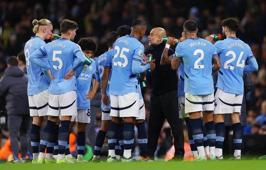 Man City thua tan nát ở Etihad