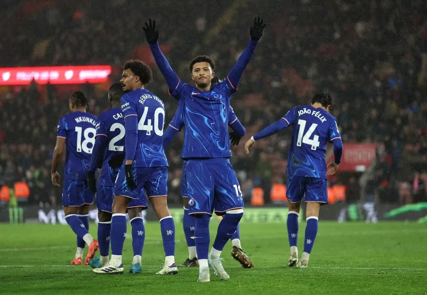 chelsea-jadon-sancho.jpg