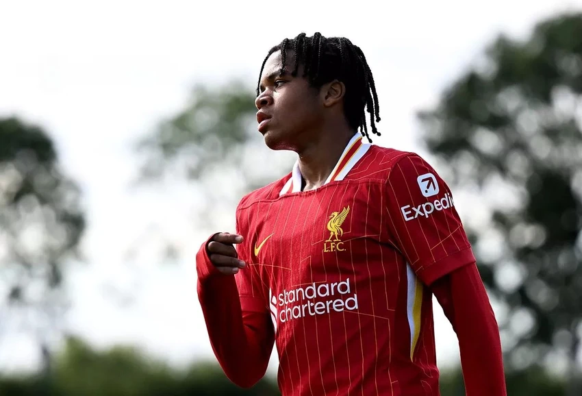 Ngumoha-LIVERPOOL.jpg