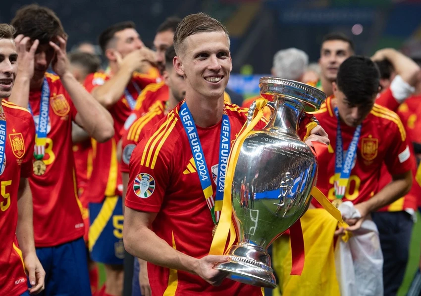 barcelona-dani-olmo.jpg