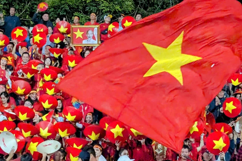 SAN-VIET-TRI.jpg