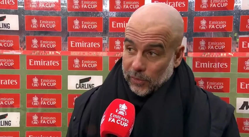 Pep Guardiola thừa nhận một ngôi sao Man City cứu ông khỏi bị sa thải,Man City,Pep Guardiola