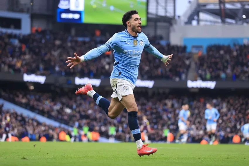 man-city-omar-Marmoush.jpg