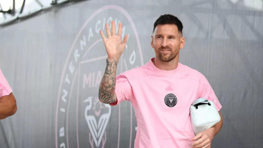 Yêu cầu chuyển nhượng của Messi bị vạch trần,Messi