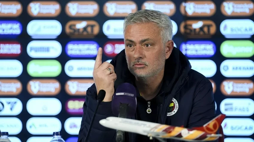 Mourinho nhờ đến pháp luật đòi lại công bằng,Mourinho