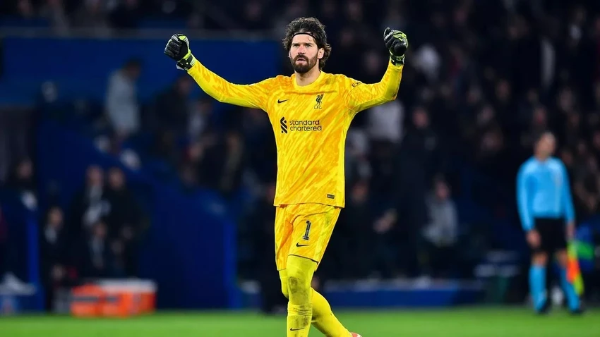 liverpool-alisson.jpg