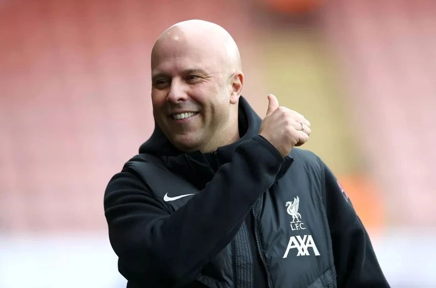 liverpool-arne-slot.jpg