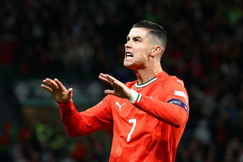 Ronaldo bị chế giễu một cách tàn nhẫn,Ronaldo