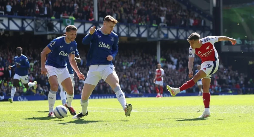 arsenal-cho-dai-chien.jpg