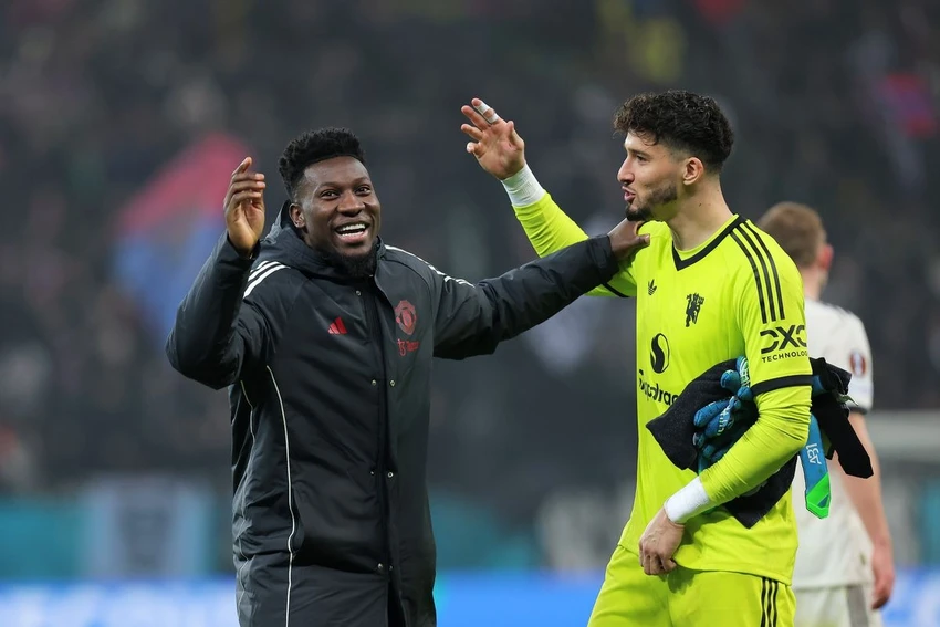 MU-ONANA.jpg