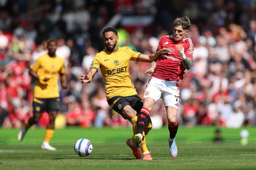 manchester-united-cunha.jpg