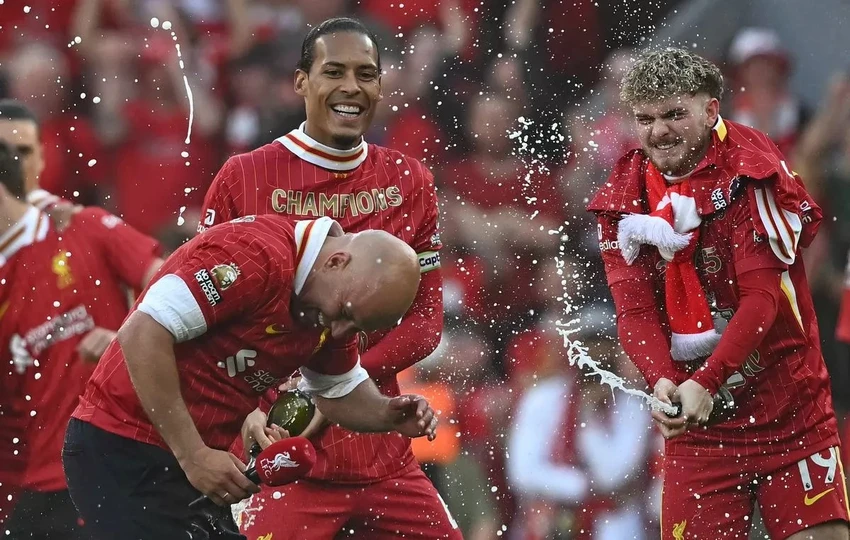 liverpool-arne-slot.jpg