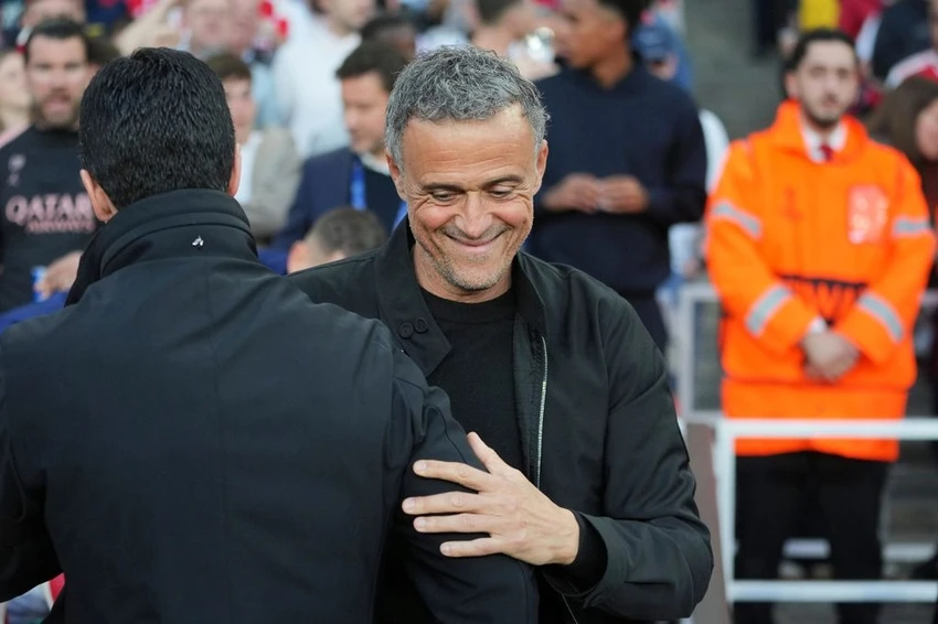 MU không thuê Luis Enrique làm HLV trưởng,MU,Luis Enrique
