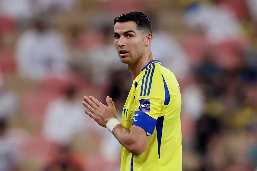 Ronaldo gửi tin nhắn cảm xúc sau khi chịu thêm nỗi đau,Ronaldo