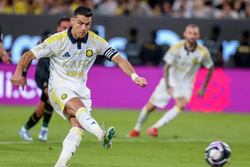 al-nassr-cristiano-ronaldo.jpg