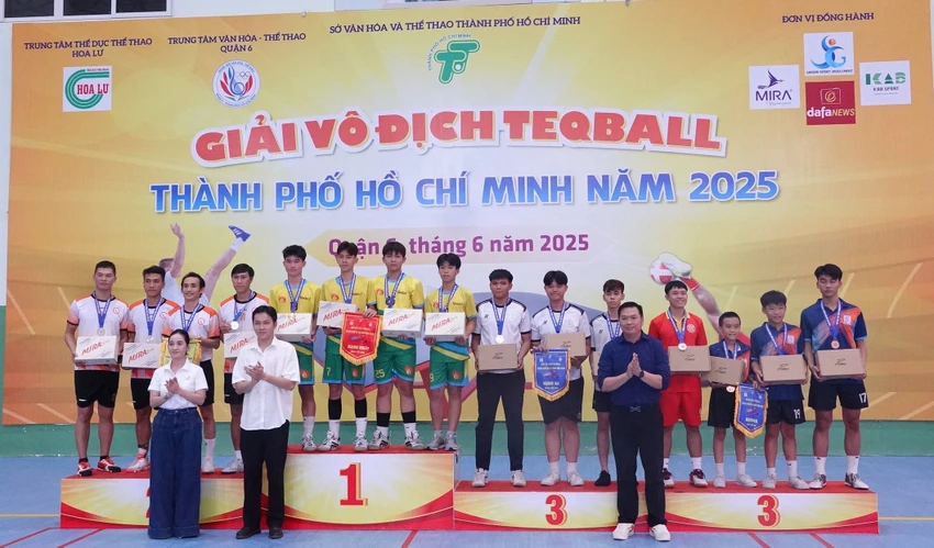 teqball-13.jpeg