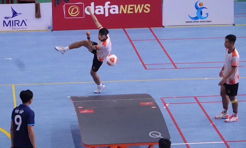 teqball-3.jpeg