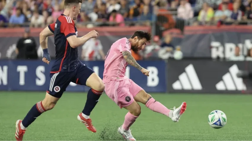 Messi lập kỷ lục,Messi